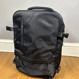 Lulu-B Black Men's Slim Travel Backpack